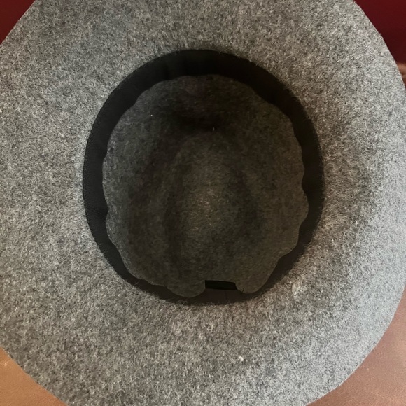 5 Forever 21 Hats for $45 Sale - Picture 16 of 16